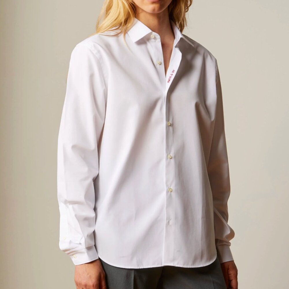 White "Je t'aime" unisex shirt with red embroidery - Figaret